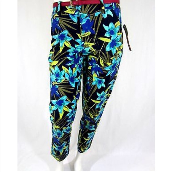 Merona Pants - Merona tropical Ankle Pants Merona Pants - Merona tropical Ankle Pants